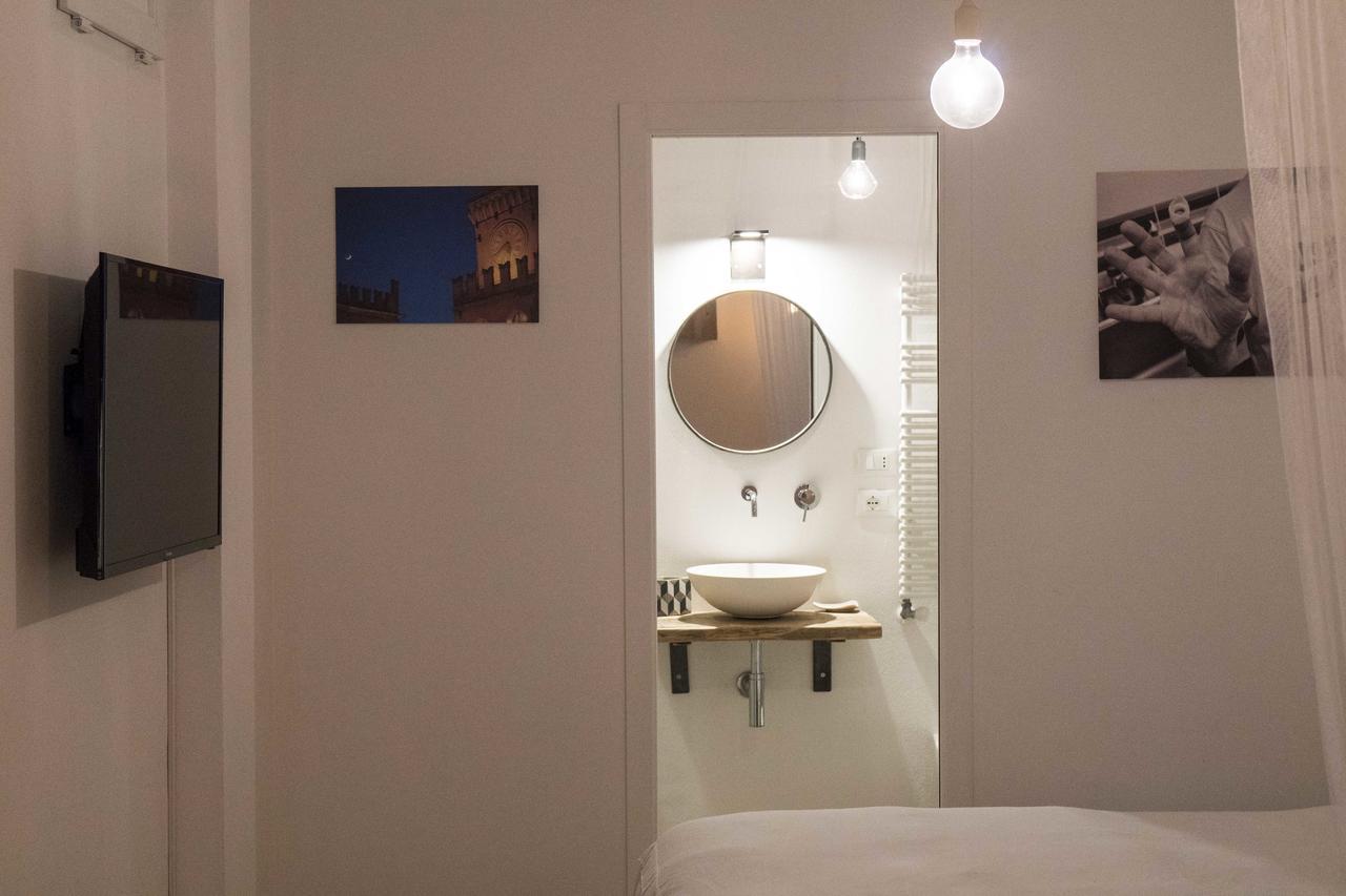 Lovely Studio D'Azeglio By Studio Vita Bolonia Zewnętrze zdjęcie